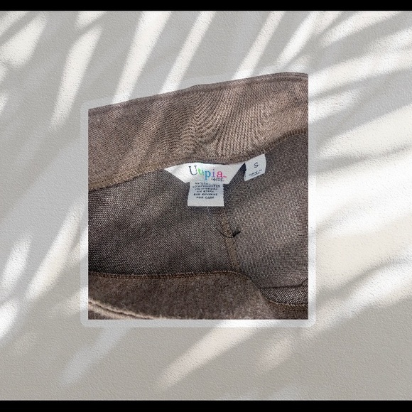 𝙲𝚞𝚝𝚎𝚃𝚛𝚎𝚗𝚍𝚢 𝙱𝚛𝚘𝚠𝚗 𝙿𝚊𝚗𝚝𝚜. 𝙻𝚒𝚔𝚎 𝙽𝚎𝚠! 𝚂𝚒𝚣𝚎:𝚂𝚖𝚊𝚕𝚕 - Picture 4 of 4